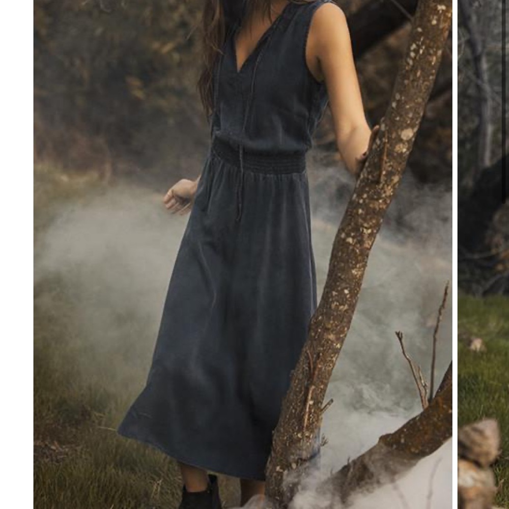 Astars Charlie Midi Dress blue